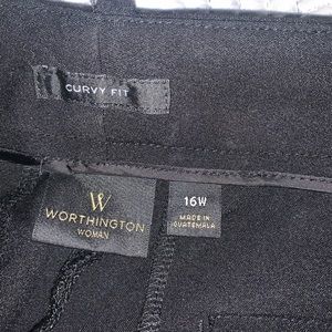 Worthington Woman’s Black Slack pants. NWT. 16w. Never worn.
